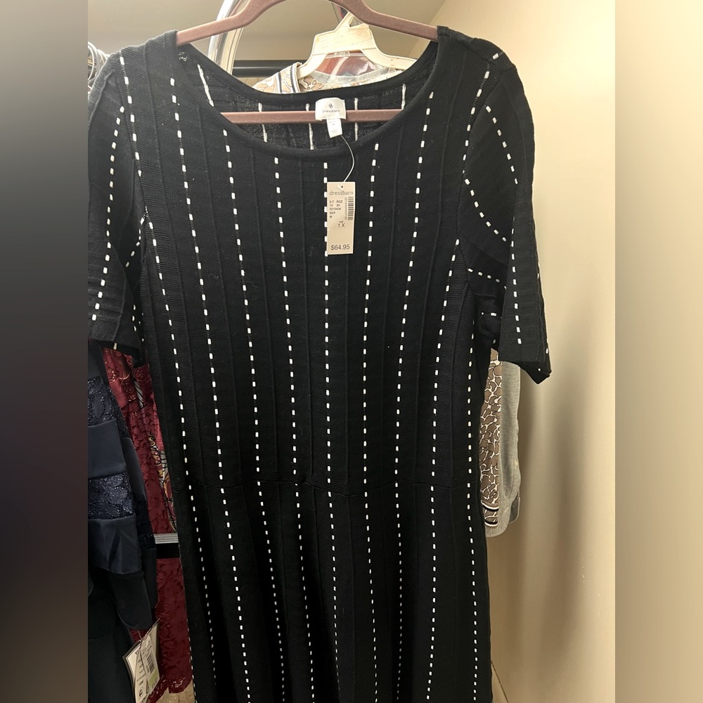 NWT Dressbarn Black/White Fitted Dress 1x